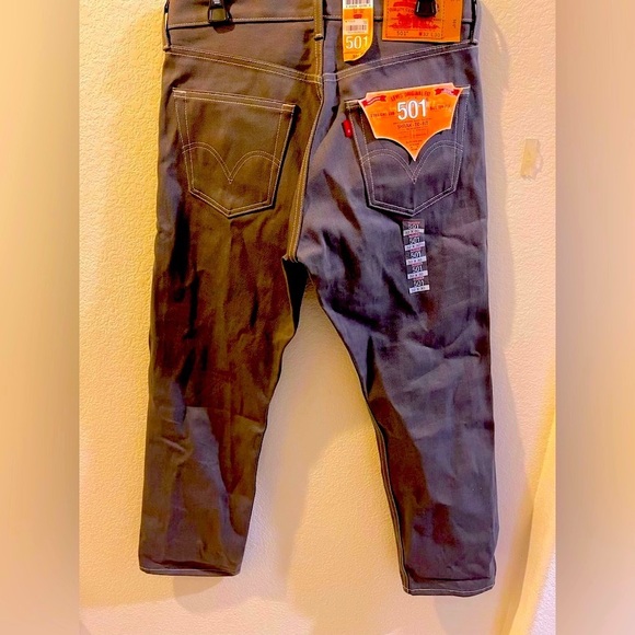 Levi”s 501 dark gray jeans never been worn - Picture 2 of 2